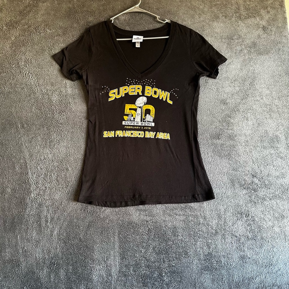 MAJESTIC WOMANS V NECK WITH RHINESTONES SUPER BOWL 2016 SZ XL - Picture 6 of 8